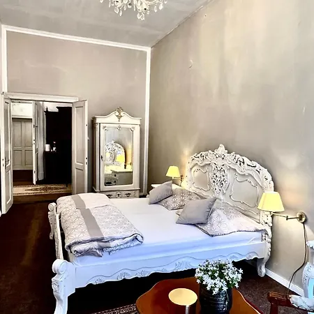 Csaky Palace 2 Διαμέρισμα *